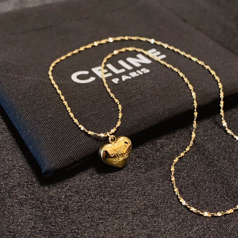 Ce1i*e necklaces